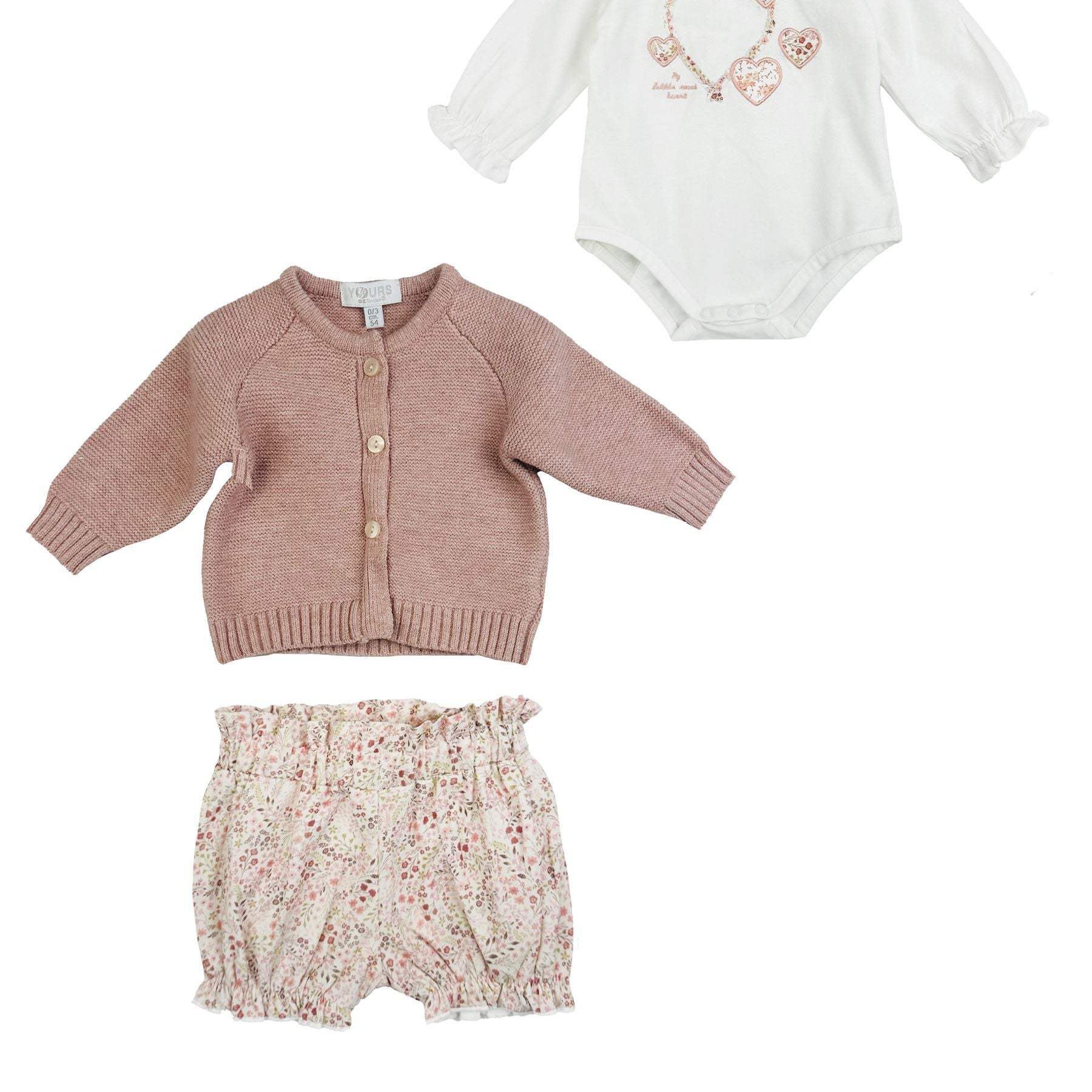 Amore is me Three-Piece Sports Set with Cardigan, Bodysuit, and Shorts