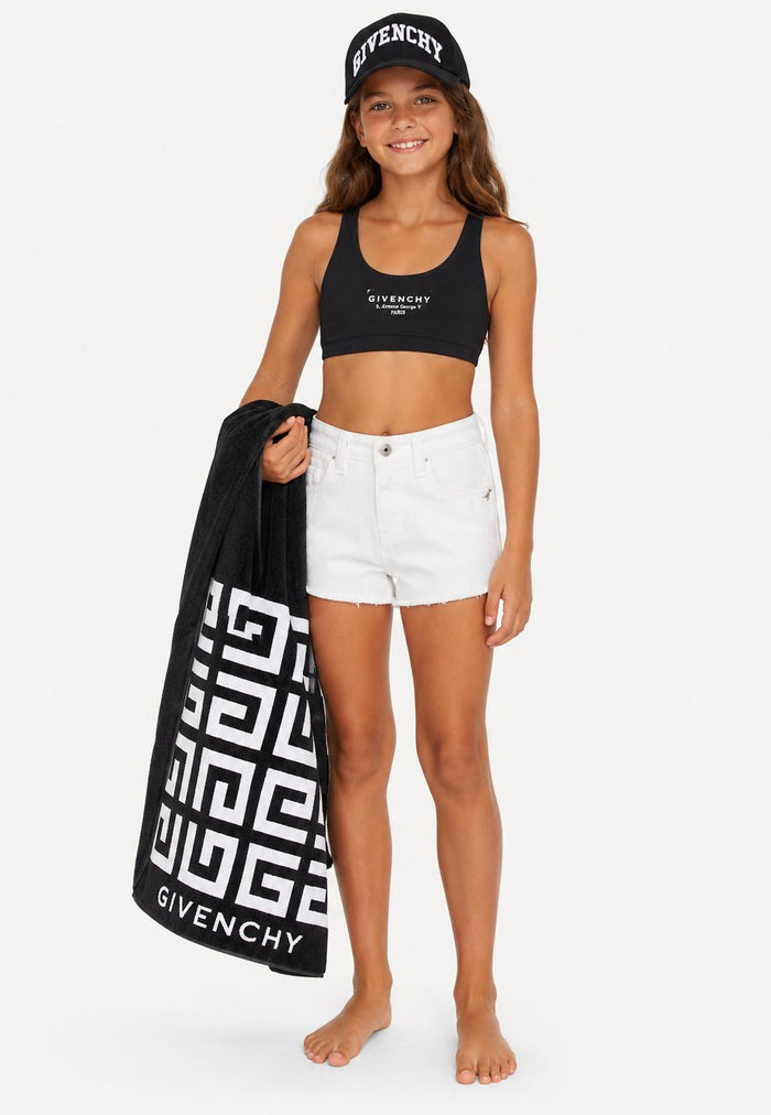 Beach logo chic