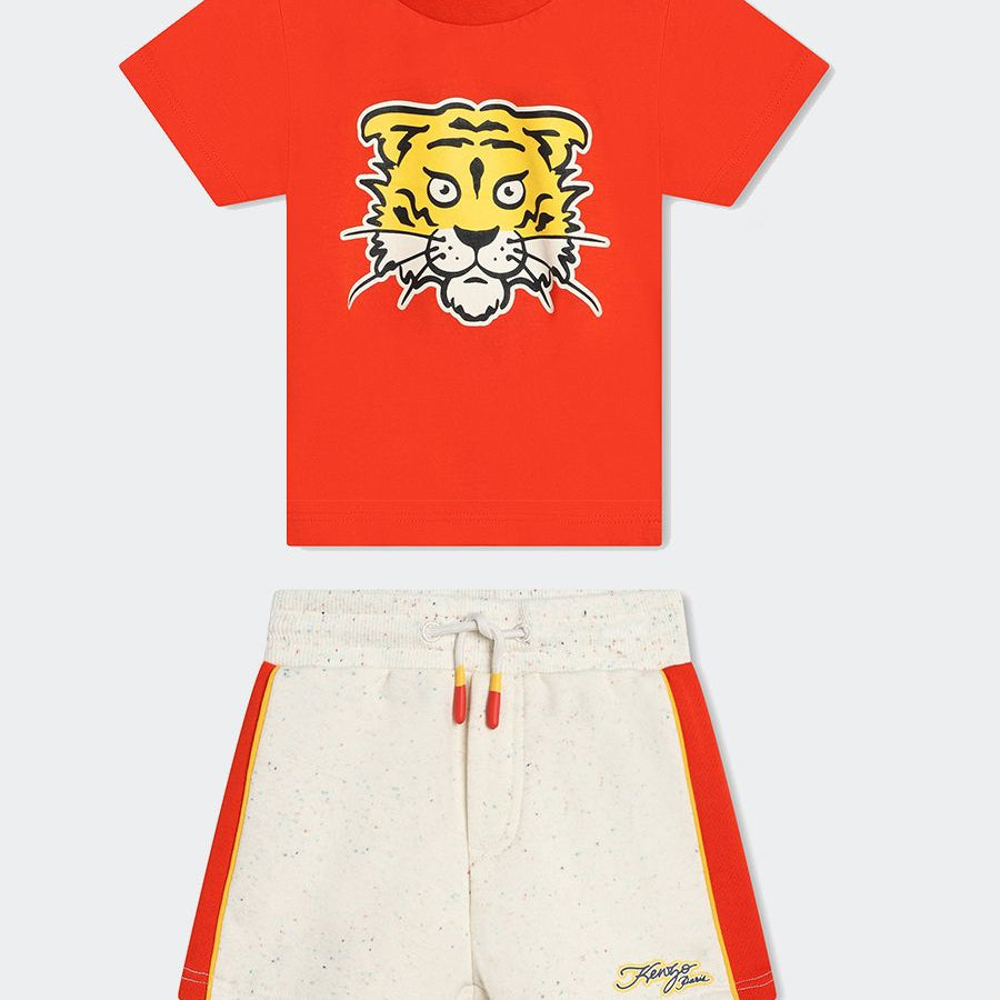 T-shirt and Bermuda shorts set