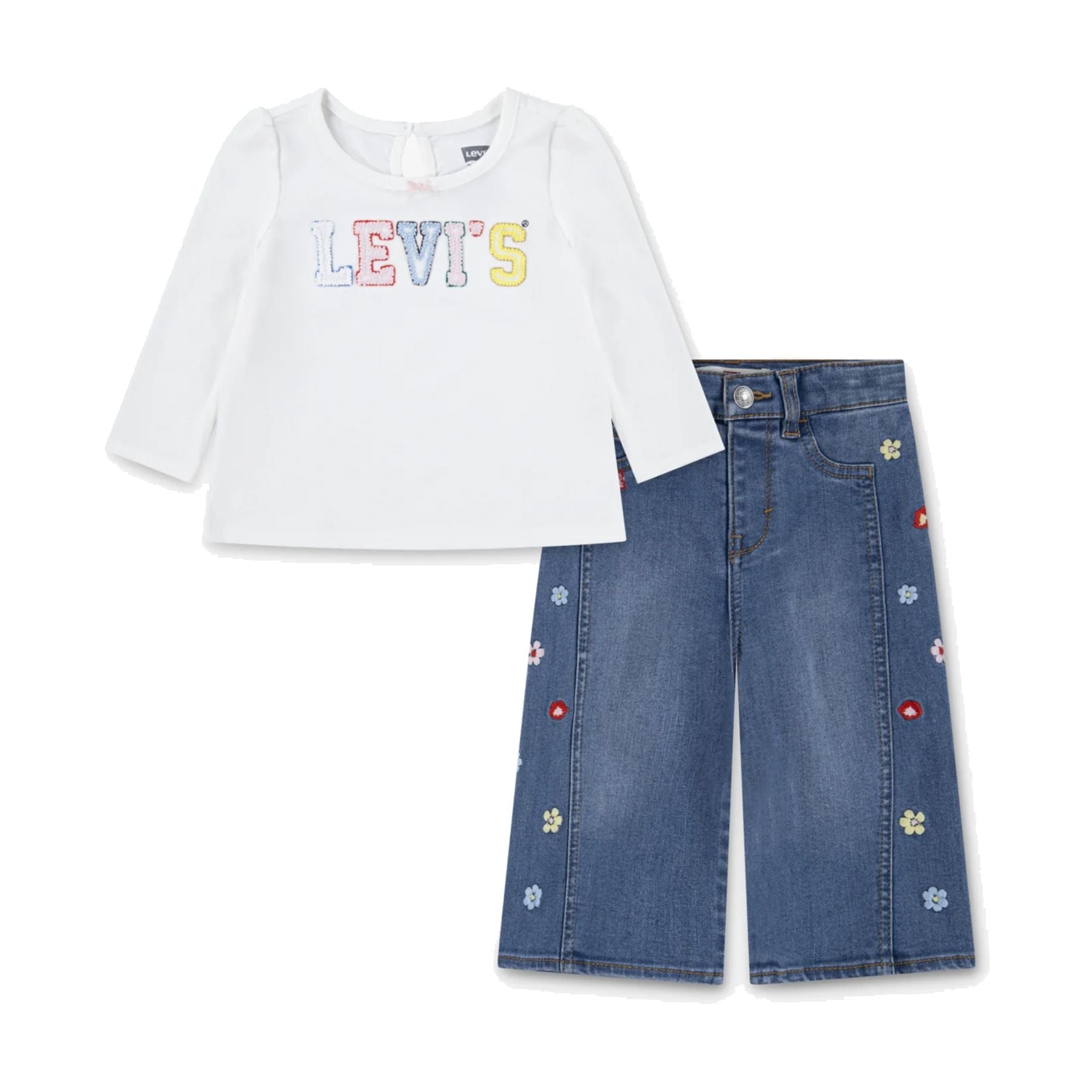 Levis Sporty Outfit with Crochet T-Shirt and Jeans
