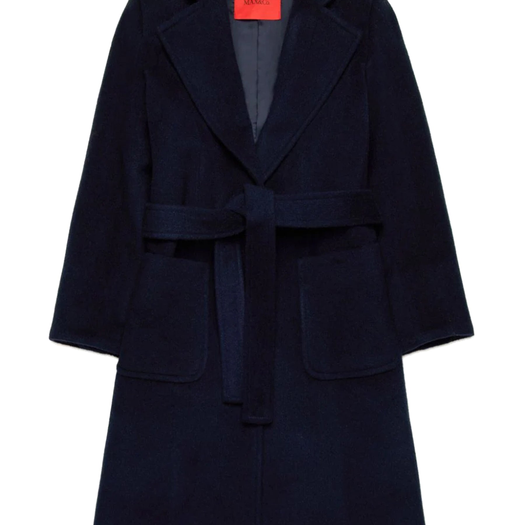 Coat with lapel collar and belt