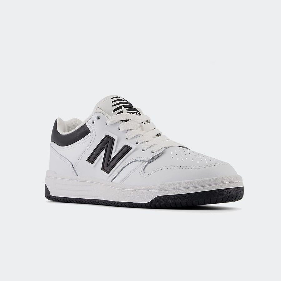 Sneakers model 480 inspired by NBA basketball