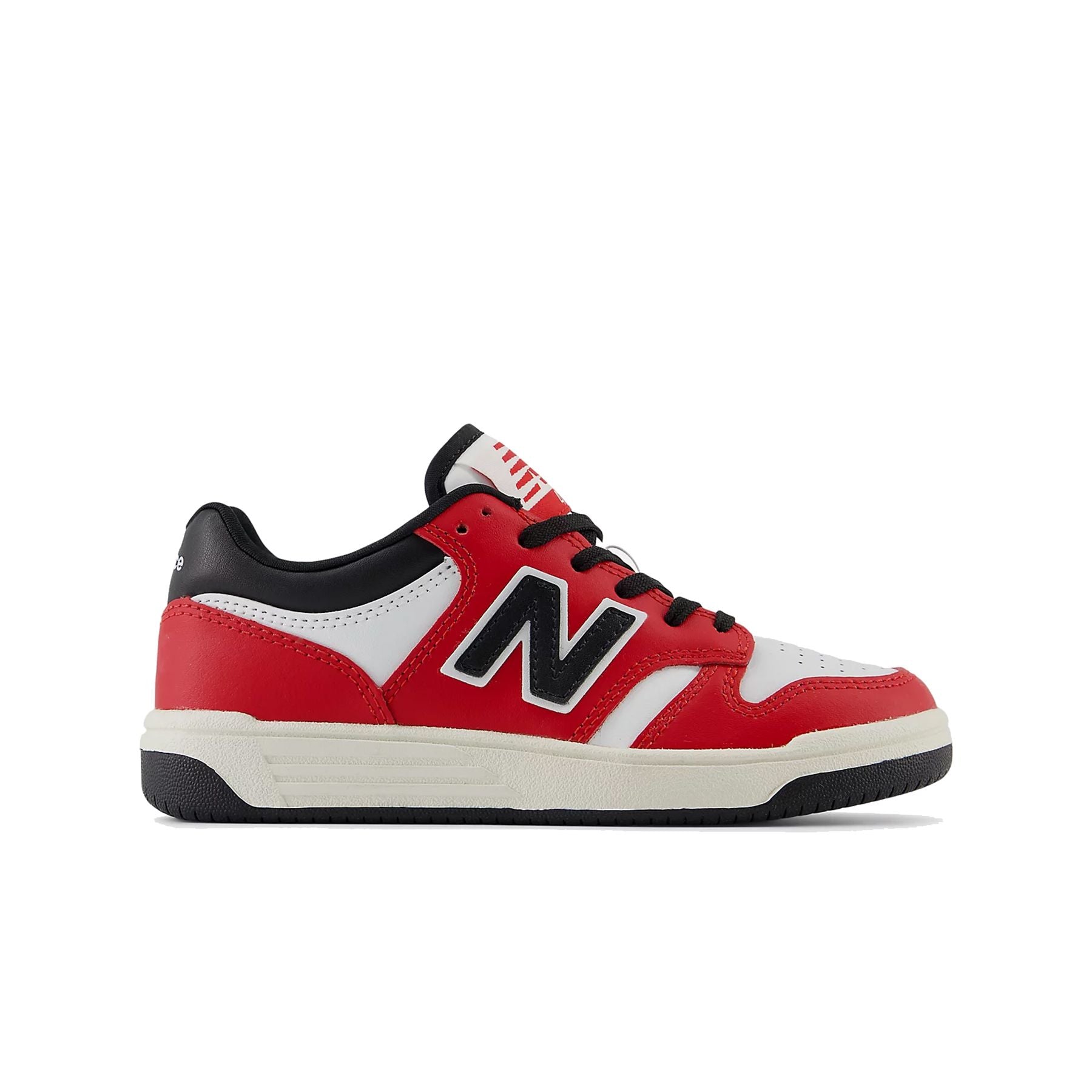 Sneakers model 480 inspired by NBA basketball