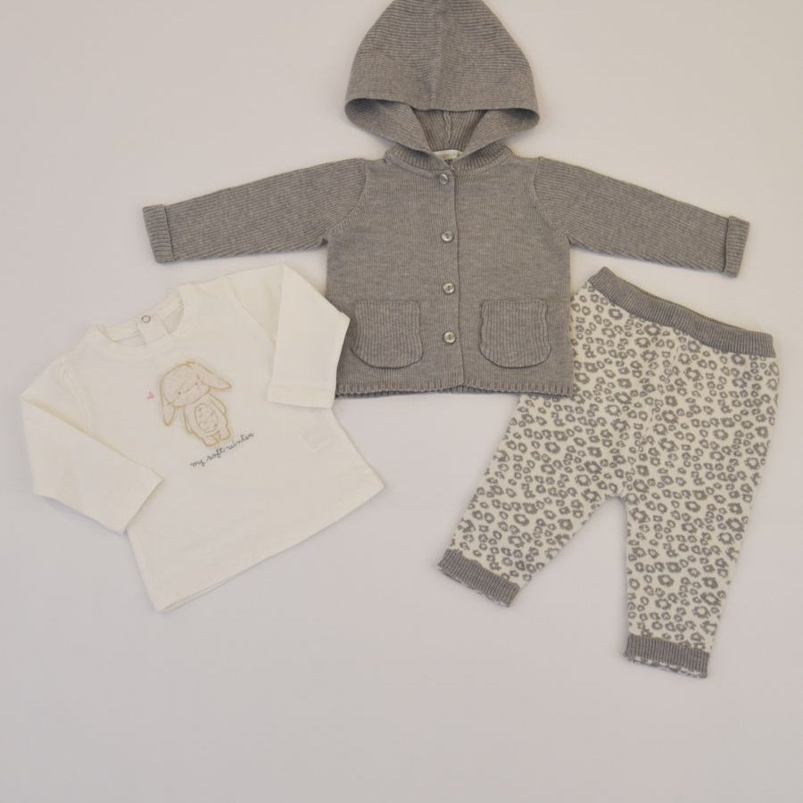 Amore is me Three-Piece Set: Cardigan, T-Shirt, and Pants