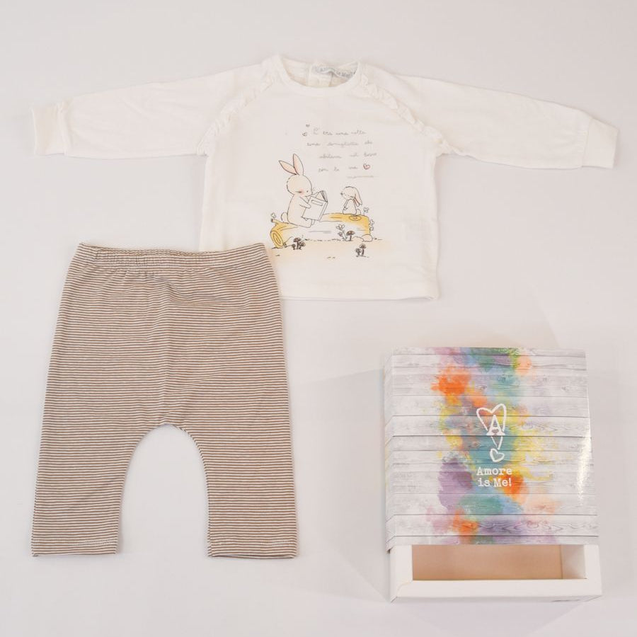 Amore is me T-shirt and leggings set