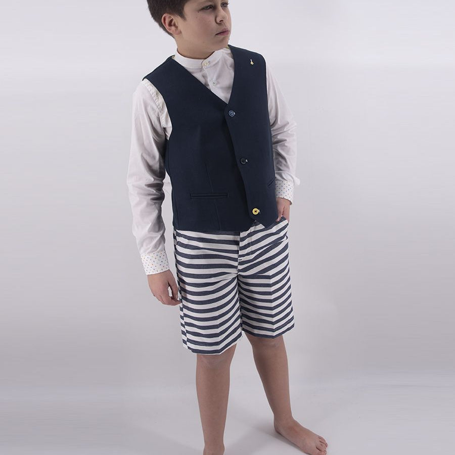 Hero Elegant Suit Color Vest Shirt Bermuda Bow Tie