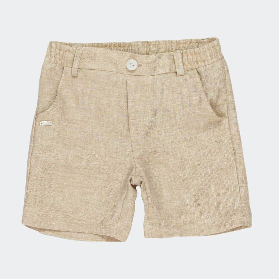 The elegant Bermuda shorts