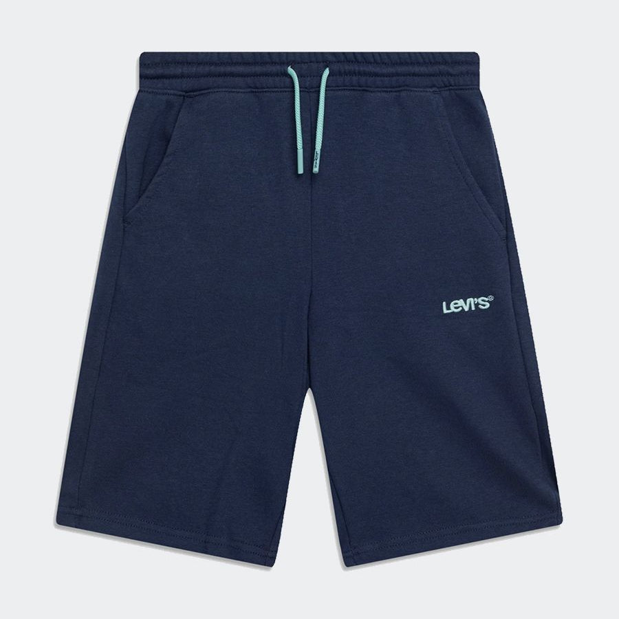 Levis Bermuda in Embroidered Sweatshirt