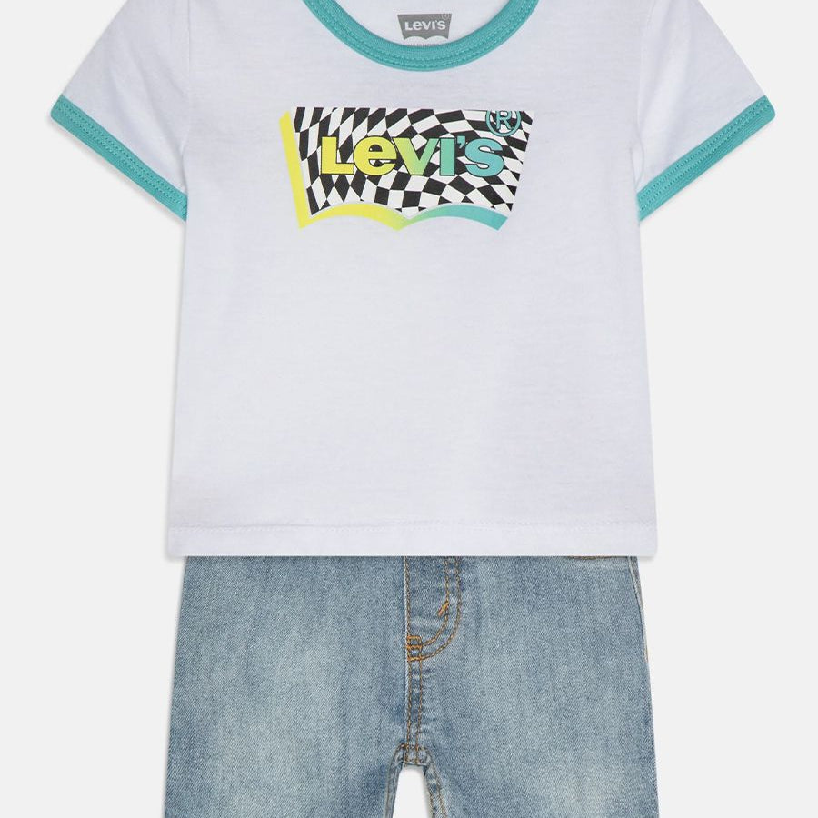 Levis Sports Suit T-shirt and Bermuda shorts