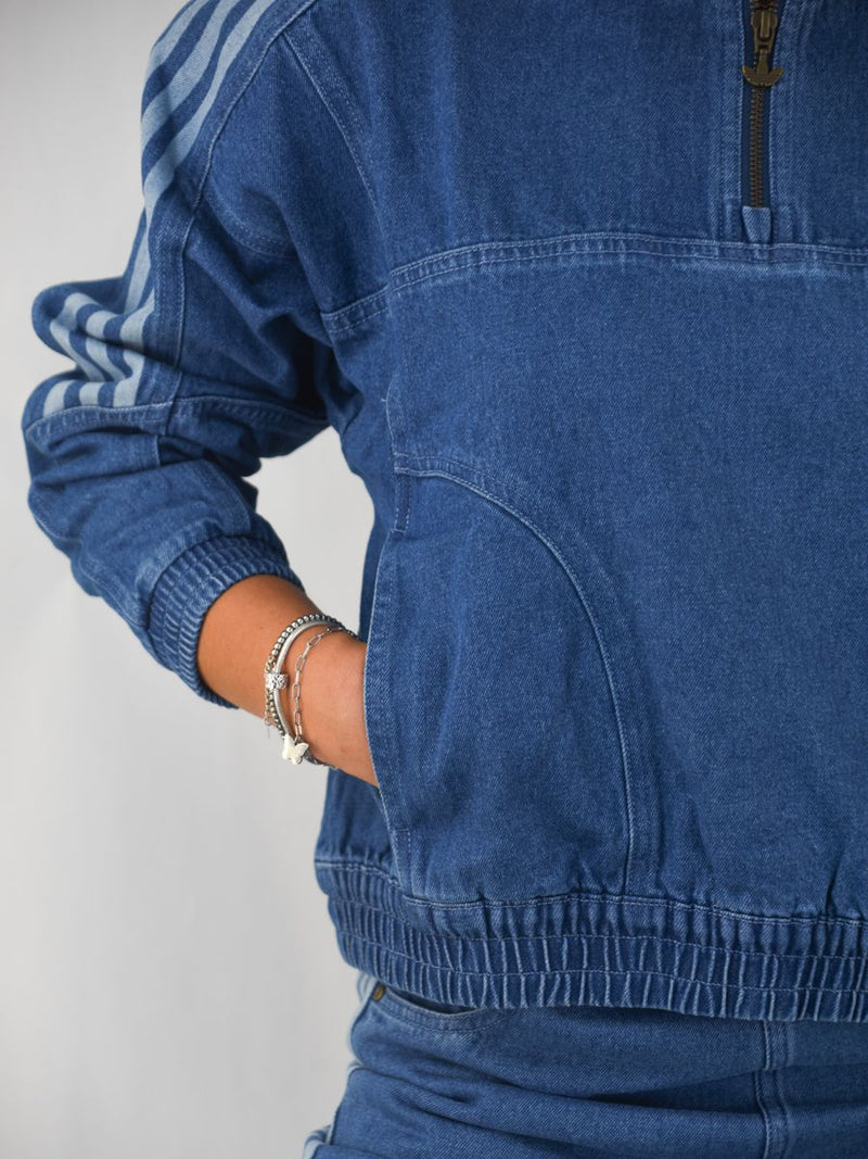 Giubbino Jeans  modello felpa con mini zip e bande laterali